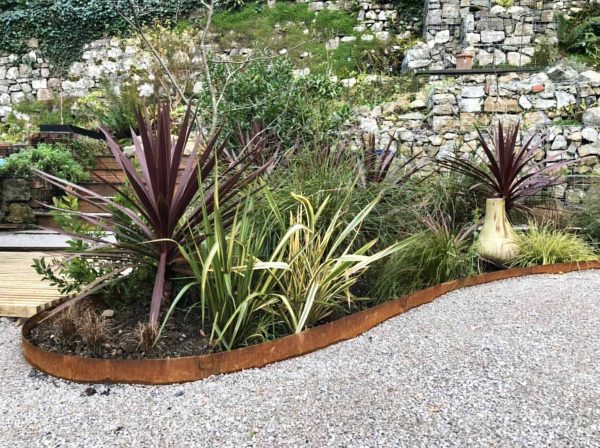 CORE LANDSCAPING EDGING BLACK 100mm 5 PCS PER PACK - Image 4