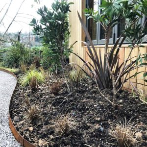 CORE LANDSCAPING EDGING ANTHRACITE 100mm 5 PCS PER PACK - Image 6