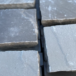 Kandla Grey 100 x 200 mm Cobble Sets Riven - Image 2
