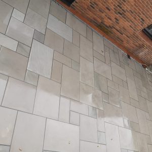 Kandla Grey sawn & honed Indian Sandstone patio packs - Image 6