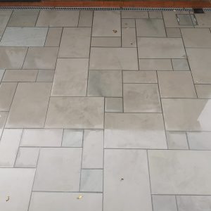 Kandla Grey sawn & honed Indian Sandstone patio packs - Image 7
