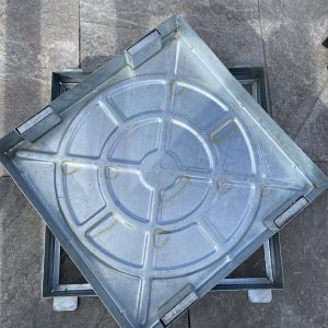 Galvanized recessed manhole cover 600x600 mm - Image 2