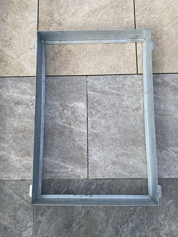 Galvanized recessed manhole cover 600x900 mm - Image 2