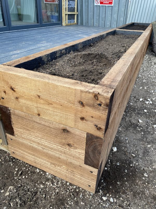 Softwood Timber Sleepers Brown 200x75x2400mm - Image 4