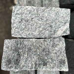 Silver Cropped Granite Setts 100 x 100 x 200 mm Cobble Sets - Image 2