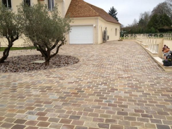 Autumn Brown 100 x 100 mm Cobble Sets Riven