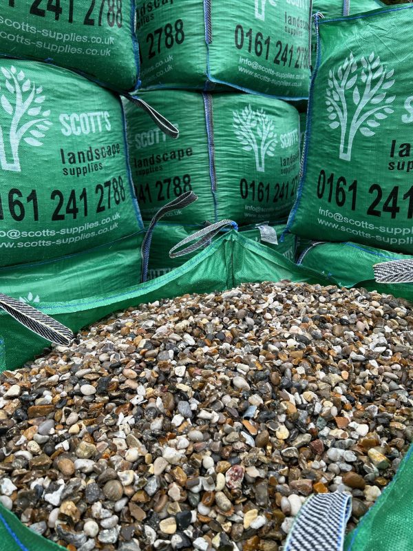 Moonstone gravel 20mm - Image 2
